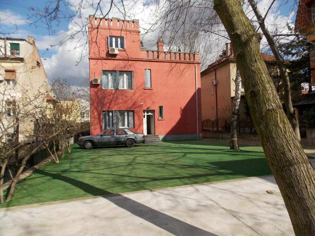 Guest House Miss Depolo Belgrade Extérieur photo