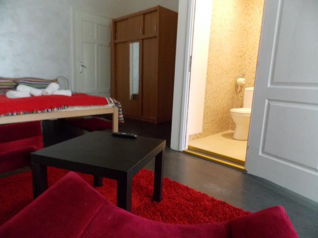 Guest House Miss Depolo Belgrade Chambre photo